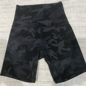 SOLD****Lululemon align camo shorts size 2